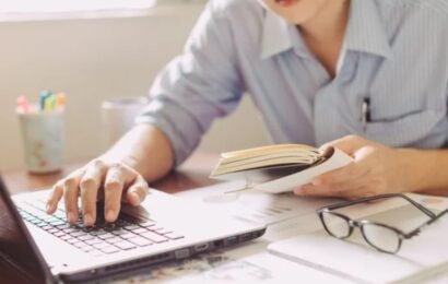 Applied Mathematics for Economics